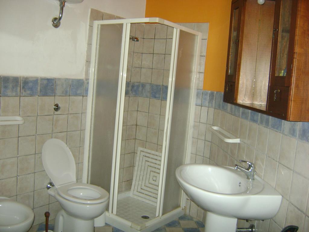 Antica Galateo Bed & Breakfast Lecce Oda fotoğraf